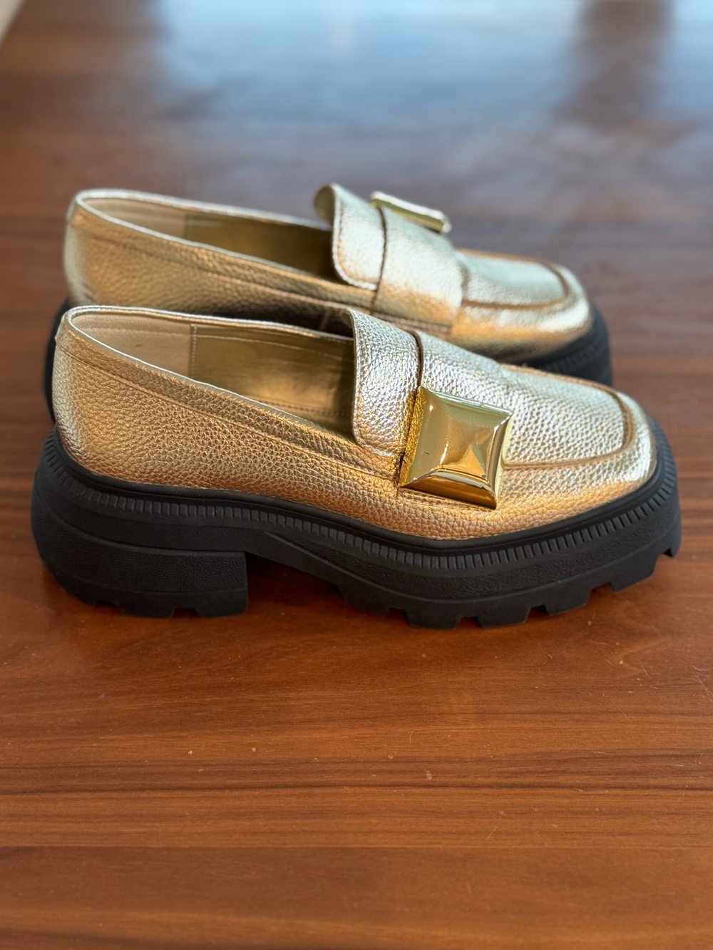 Katy Perry Metallic Gold Platform Loafers Size 6.5 - - Picture 2 of 8